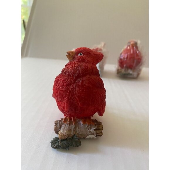 Red Robin 4" Resin Christmas Ornaments, Hanging and Standing (Qty. 5) - Picture 4 of 7